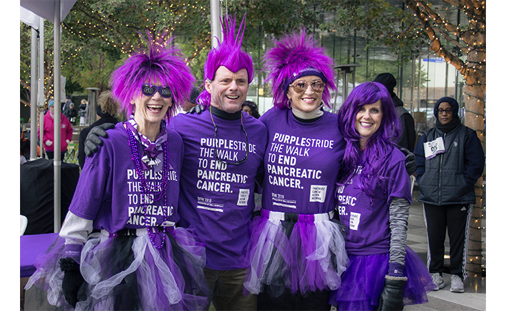 PurpleStride参与者在达拉斯-沃斯堡胰腺癌十周年纪念步行