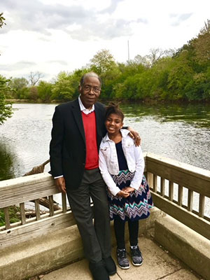 胰腺癌支持者Karyn寺的女儿和她的祖父